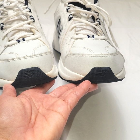 NEW BALANCE Sneakers. Comfort Insert. Size 10. COLOR White and Blue. - Picture 4 of 17
